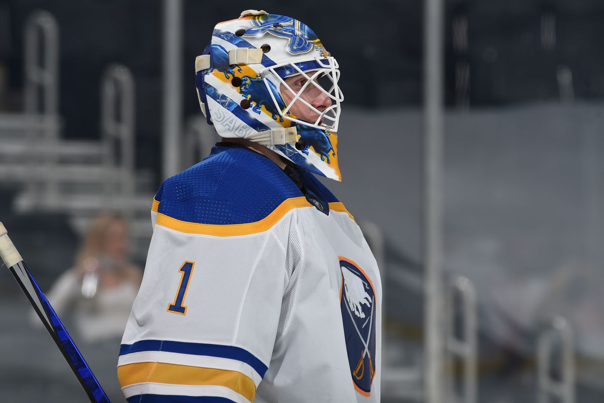 A Great Goaltending Hope Arrives With a Win - The New York Times